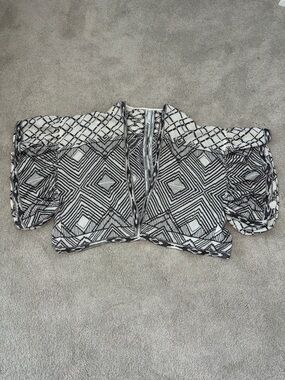 Anthropologie Black & White Geometric Open-Front Crop Top